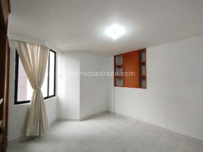 Apartamento en venta en Pinares, Pereira · foto 7 de 14