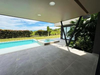 Casa de 4 alcobas en venta en Cerritos, Pereira, 360 m² · foto 2 de 20