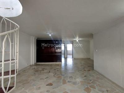 Apartamento de 3 alcobas en venta en Invico, Pereira, 118 m² · foto 2 de 13