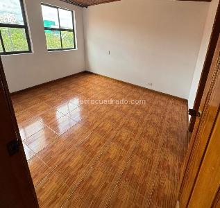 Casa en venta en Pinares, Pereira · foto 14 de 17