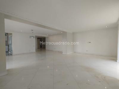 Apartamento en venta en Pinares Alto, Pereira · foto 3 de 20