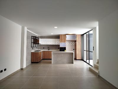 Casa en venta en Cerritos, Pereira · foto 3 de 19