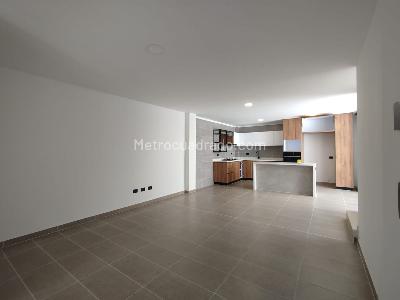 Casa en venta en Cerritos, Pereira · foto 2 de 19