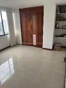 Apartamento en venta en Pinares, Pereira · foto 11 de 17
