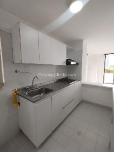 Apartaestudio en venta en Pinares, Pereira, 61 m² · foto 9 de 14