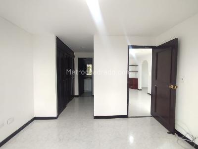 Apartaestudio en venta en Pinares, Pereira, 61 m² · foto 12 de 14