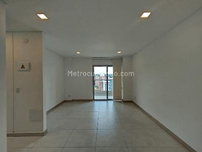 Apartamento en venta en Los Alpes, Pereira · foto 2 de 19