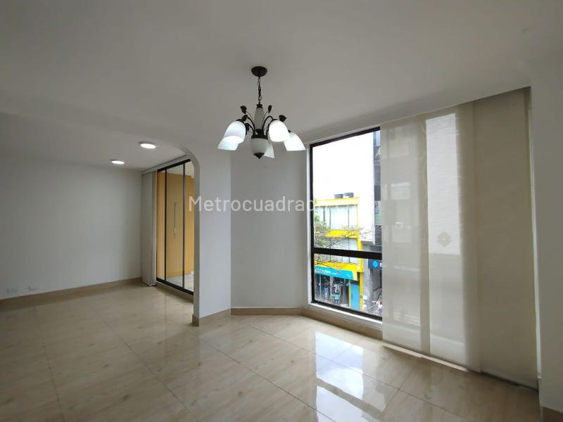 Piso – Pereira, Centro, Sector Lago Uribe - Más