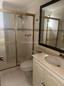 Apartamento de 3 alcobas en venta en Pinares, Pereira, 114 m² · foto 17 de 19