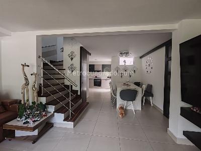 Casa en venta en Pueblito Cafetero, Pereira · foto 3 de 15
