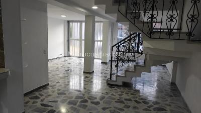 Casa en venta en Belmonte, Pereira · foto 2 de 10