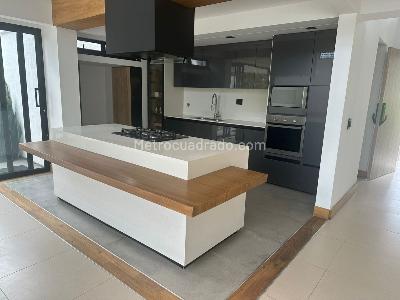 Casa en venta en Cerritos, Pereira · foto 4 de 11