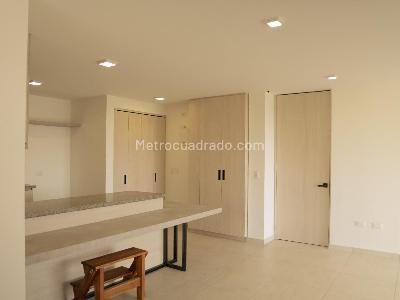 Apartamento de 3 alcobas en venta en Cerritos, Pereira, 131 m² · foto 5 de 13