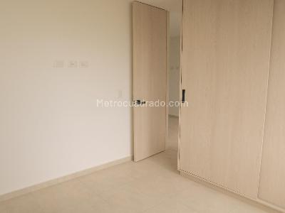 Apartamento de 3 alcobas en venta en Cerritos, Pereira, 131 m² · foto 13 de 13