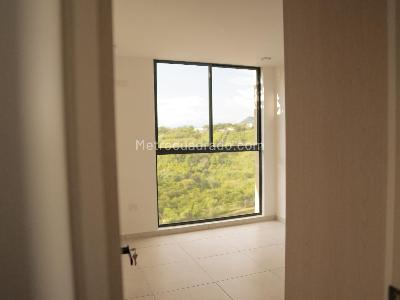 Apartamento de 3 alcobas en venta en Cerritos, Pereira, 131 m² · foto 9 de 13