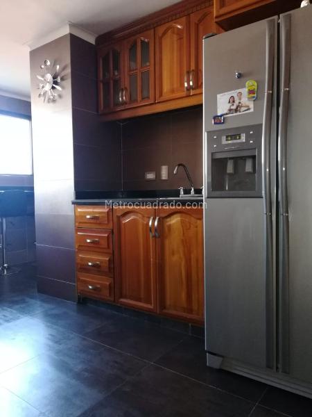 Apartamento en Venta, PINARES, Pereira - More