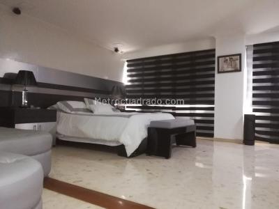 Apartamento de 2 alcobas en venta en Pinares, Pereira, 164 m² · foto 8 de 20