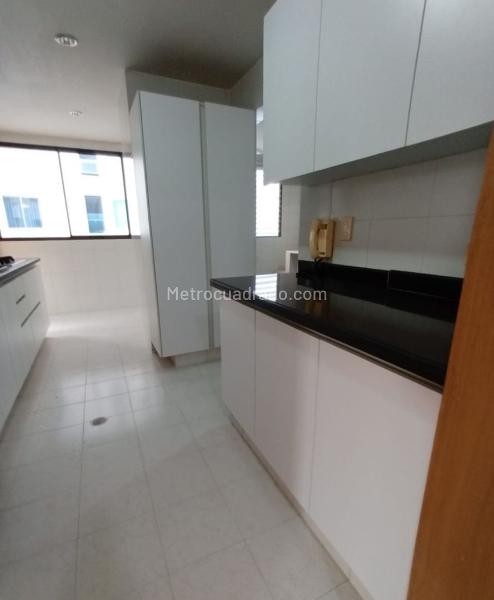 Apartamento en Arriendo, ALAMOS, Pereira - Widok 3