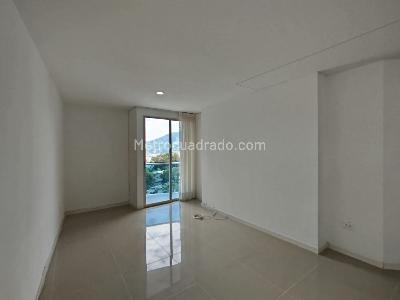 Apartamento en venta en Alamos, Pereira · foto 2 de 20