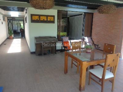 Casa en venta en Condina, Pereira · foto 3 de 19