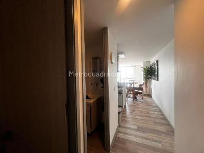 Apartaestudio en venta en Pinares, Pereira, 49 m² · foto 8 de 14