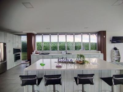 Casa de 4 alcobas en venta en Cerritos, Pereira, 735 m² · foto 11 de 20