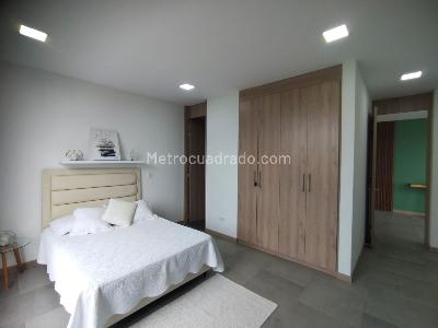 Casa de 4 alcobas en venta en Cerritos, Pereira, 735 m² · foto 16 de 20