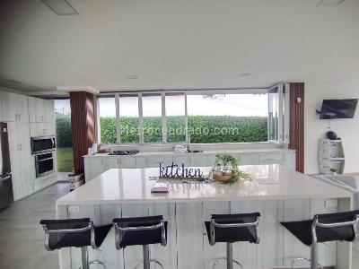 Casa de 4 alcobas en venta en Cerritos, Pereira, 735 m² · foto 10 de 20