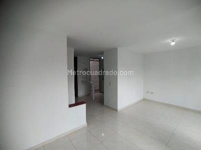 Casa en venta en Villa Verde, Pereira · foto 2 de 18