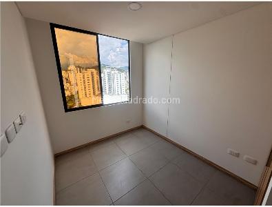 Apartamento de 2 alcobas en venta en Pinares, Pereira, 84 m² · foto 11 de 14