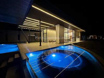 Casa de 4 alcobas en venta en Cerritos, Pereira, 732 m² · foto 14 de 16