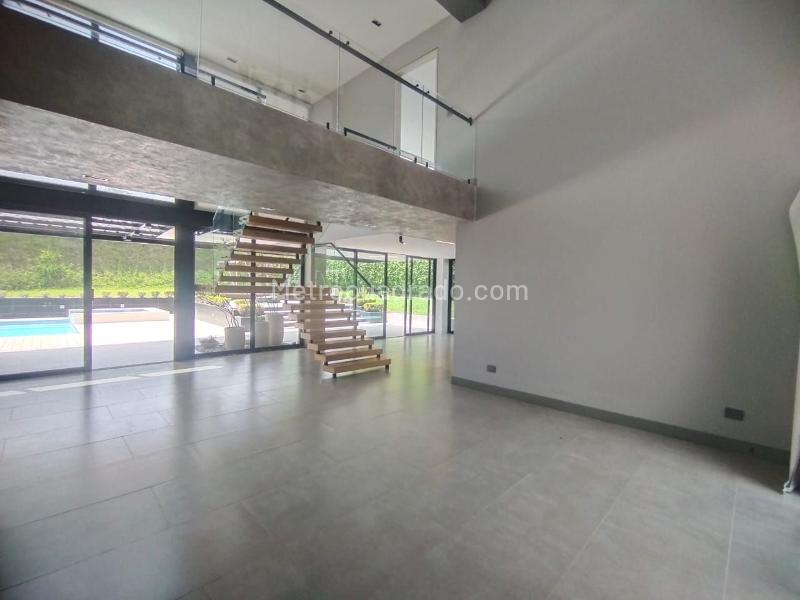 Casa – AMCO, Area Metropolitana Centro Occidente - Más
