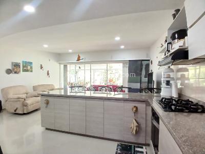 Apartamento de 3 alcobas en venta en Condina, Pereira, 400 m² · foto 6 de 15