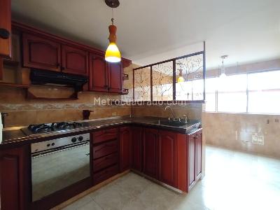 Apartamento en venta en Centro, Pereira · foto 3 de 13