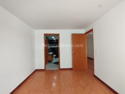Apartamento en venta en Pinares Alto, Pereira · foto 5 de 11