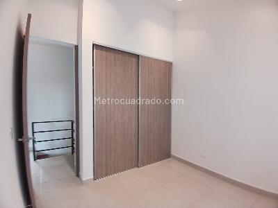 Casa de 3 alcobas en venta en Cerritos, Pereira, 197 m² · foto 7 de 15
