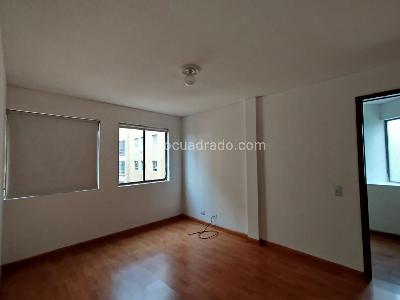 Apartamento en venta en Pinares, Pereira · foto 5 de 9