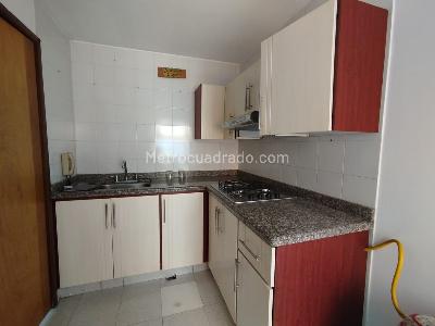 Apartamento en venta en Pinares, Pereira · foto 4 de 9