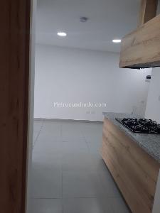 Apartamento en venta en Pinares, Pereira · foto 4 de 12