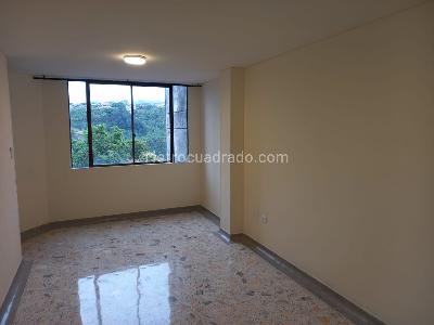 Apartamento de 3 alcobas en venta en America, Pereira, 72 m² · foto 4 de 9