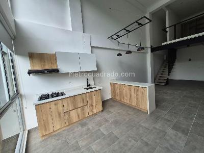Apartamento de 2 alcobas en venta en Pinares, Pereira, 89 m² · foto 3 de 13