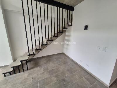 Apartamento de 2 alcobas en venta en Pinares, Pereira, 89 m² · foto 4 de 13