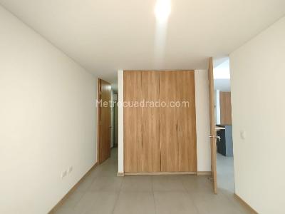 Apartaestudio en venta en Pinares, Pereira, 42 m² · foto 5 de 8