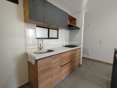 Apartaestudio en venta en Pinares, Pereira, 42 m² · foto 2 de 8