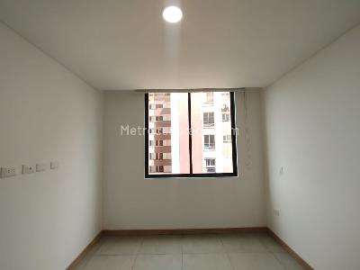 Apartaestudio en venta en Pinares, Pereira, 42 m² · foto 6 de 8