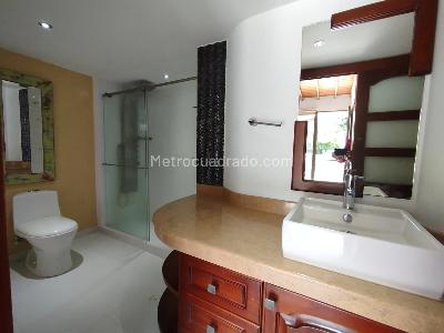 Casa de 3 alcobas en venta en Alamos, Pereira, 213 m² · foto 10 de 17
