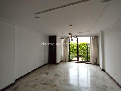 Casa de 3 alcobas en venta en Alamos, Pereira, 213 m² · foto 9 de 17