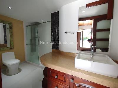 Casa de 3 alcobas en venta en Alamos, Pereira, 213 m² · foto 11 de 17