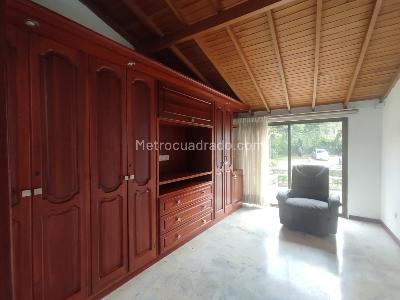 Casa de 3 alcobas en venta en Alamos, Pereira, 213 m² · foto 15 de 17