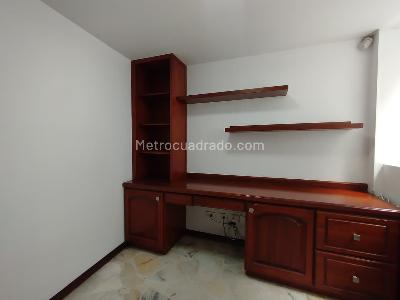 Casa de 3 alcobas en venta en Alamos, Pereira, 213 m² · foto 13 de 17